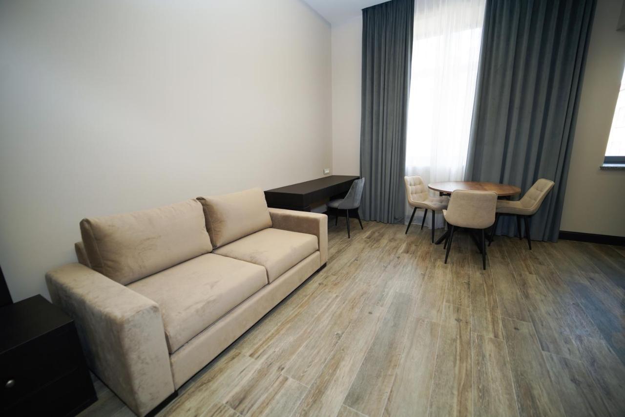 Soho Apart Hotel Yerevan Exterior foto